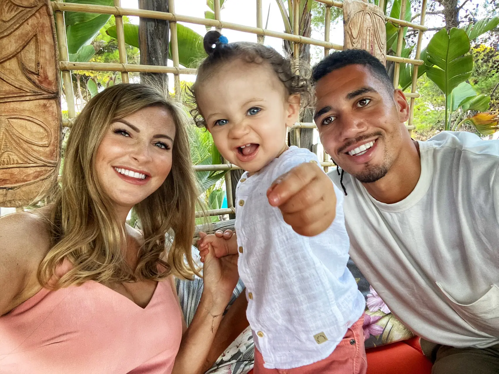 smalling famiglia social