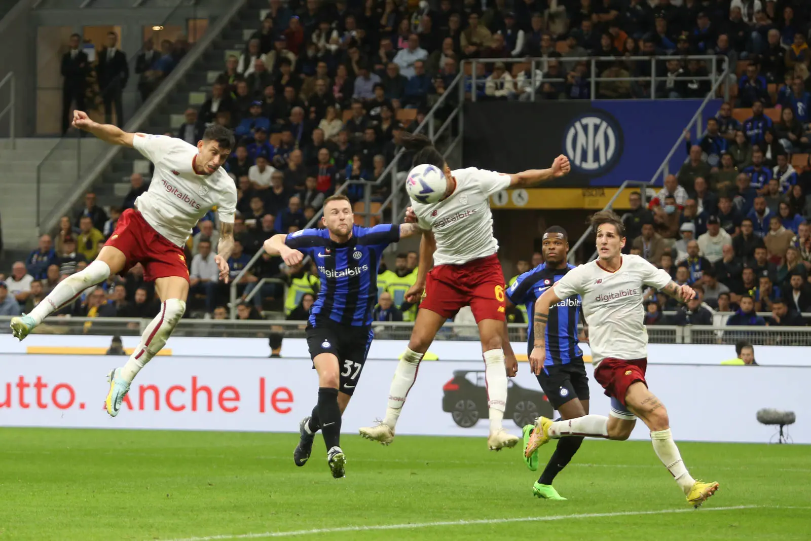 smalling inter roma gol