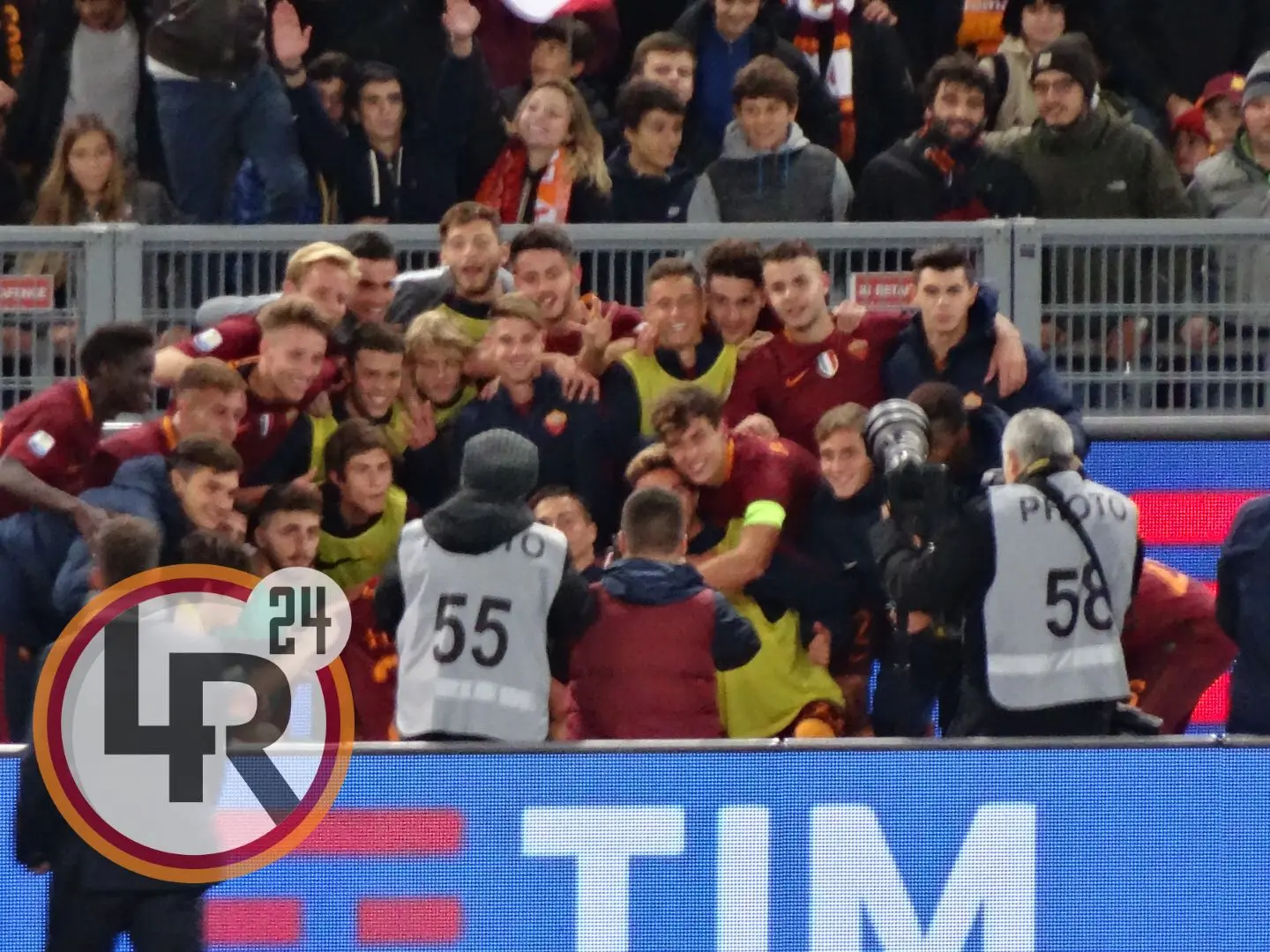 sqadra posa sotto curva