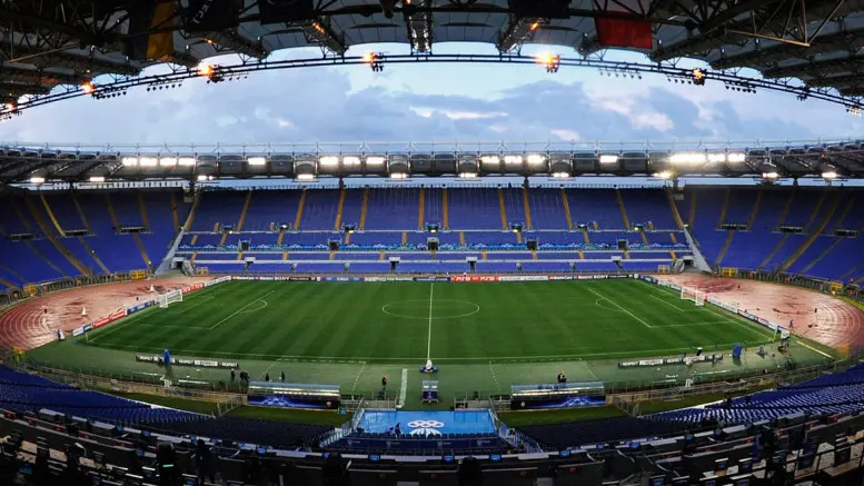 stadio olimpico vuoto