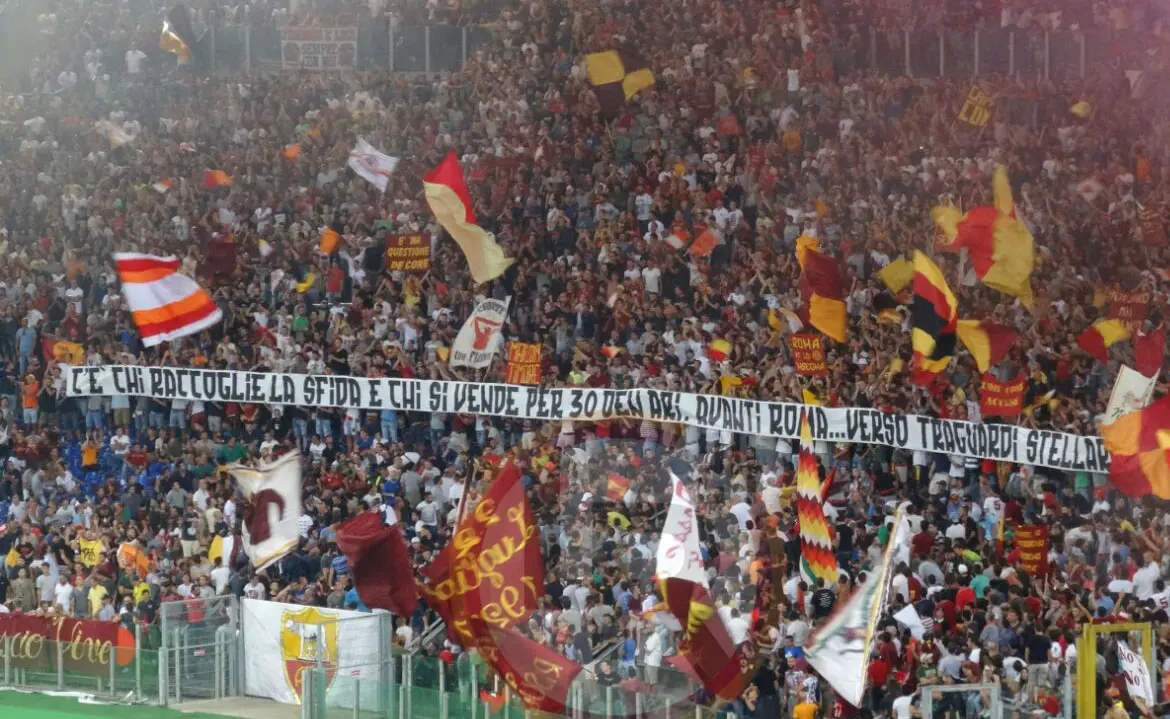 striscione 30 denari