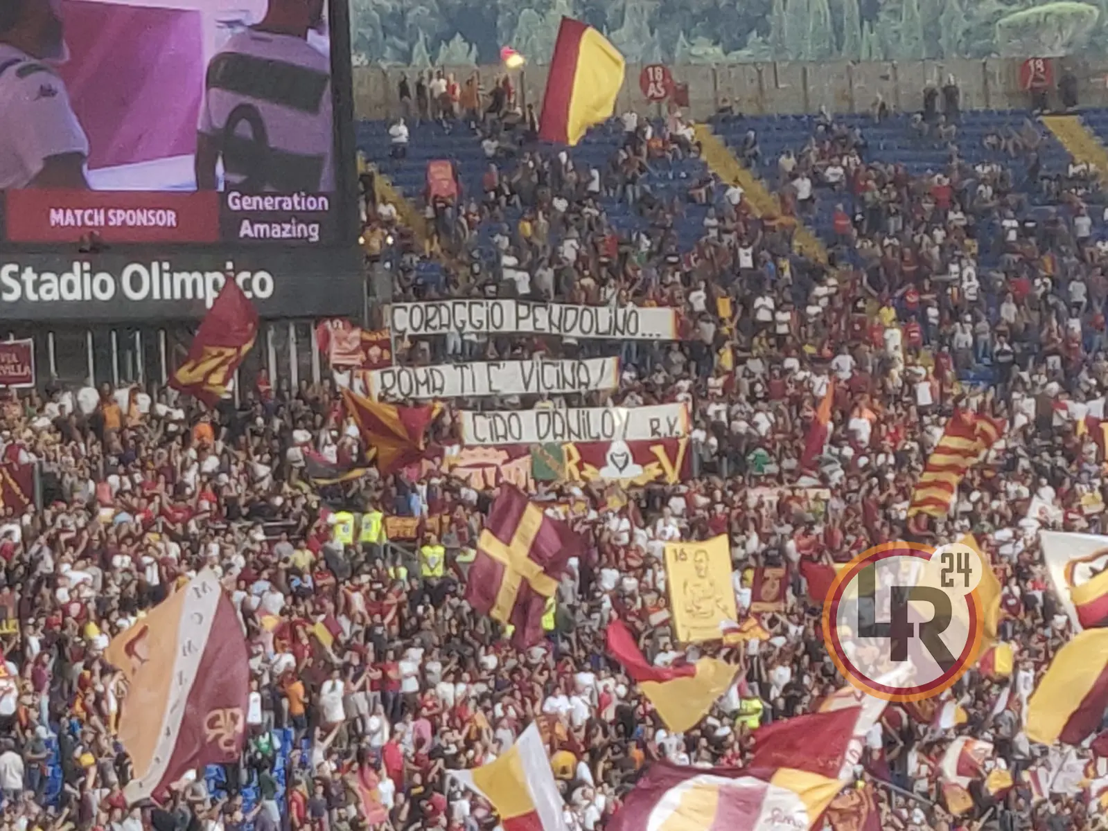 striscione cafu roma sassuolo