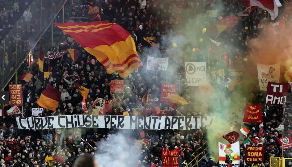 striscione curve chiuse bologna 22 2 14