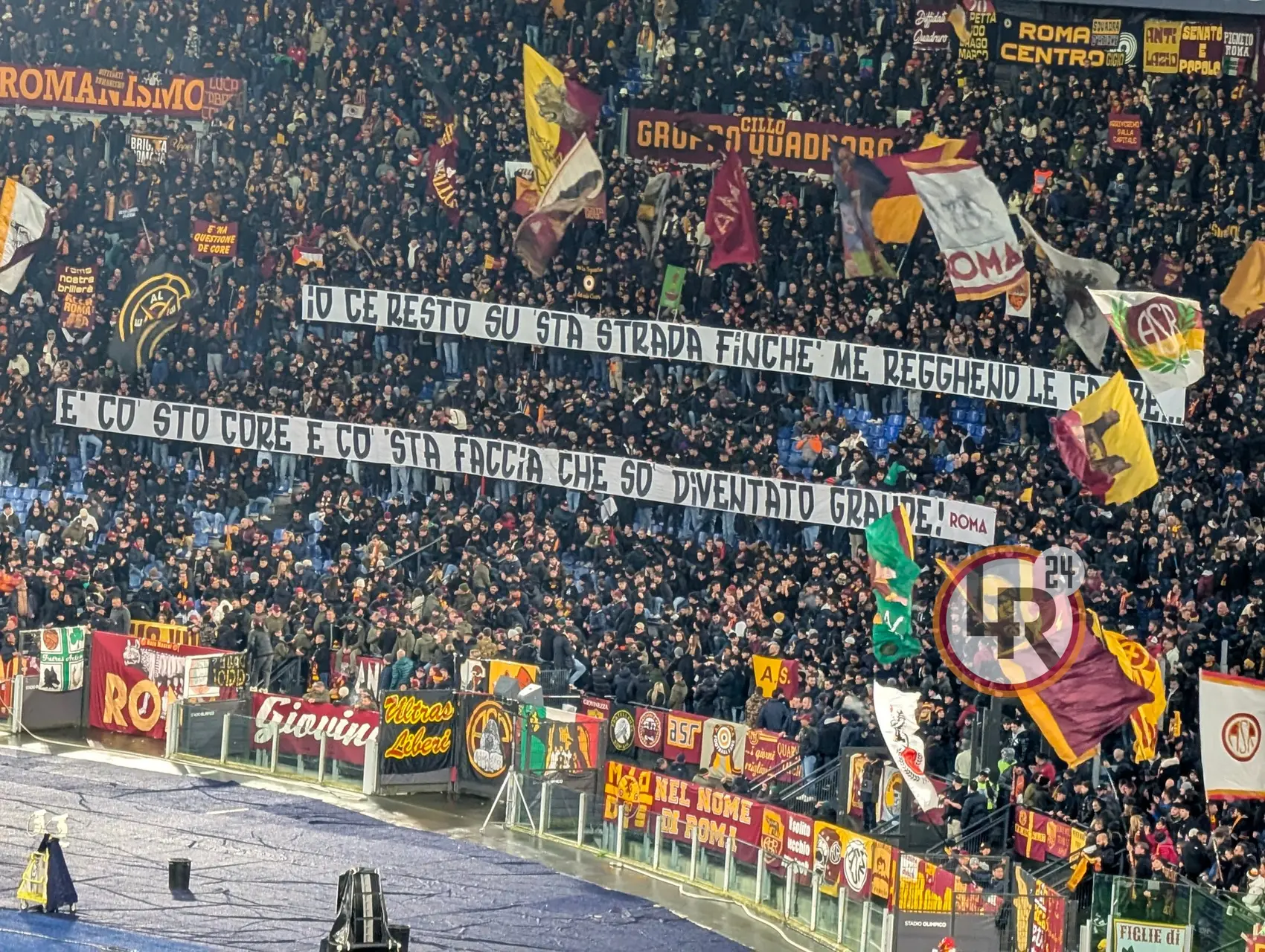 striscione roma monza