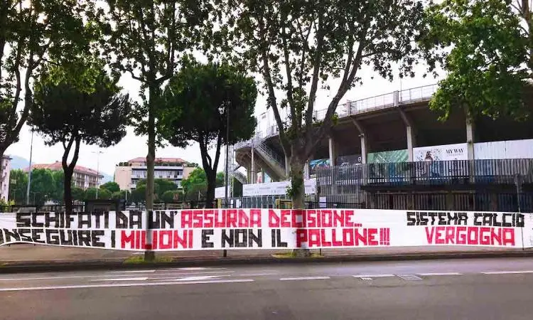 striscione tifosi atalanta