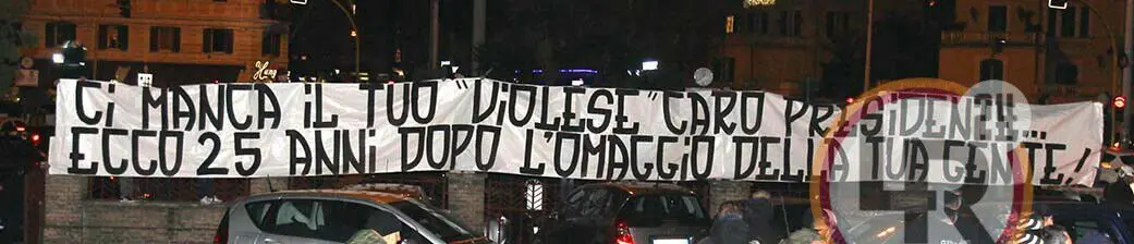 striscione viola