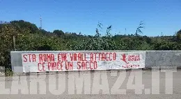 strisicione roma all attacco trigoria 150912