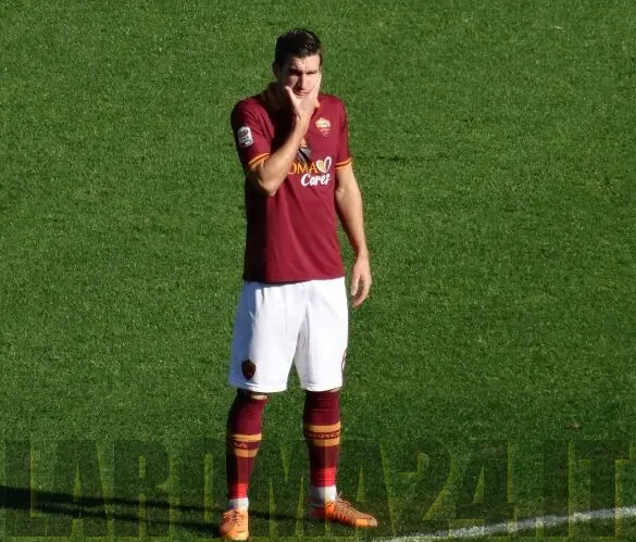 strootman tutta figura