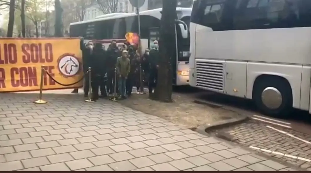 tifosi ajax roma