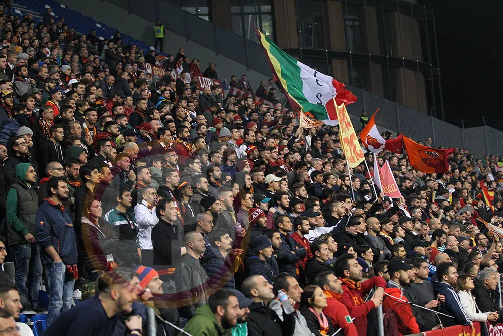 tifosi roma mapei stadium 4