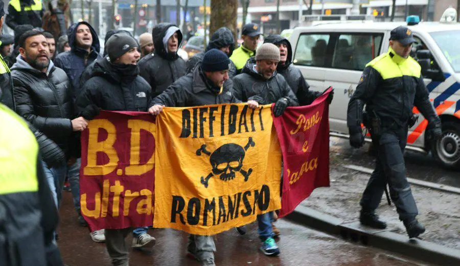 tifosi roma rotterdam