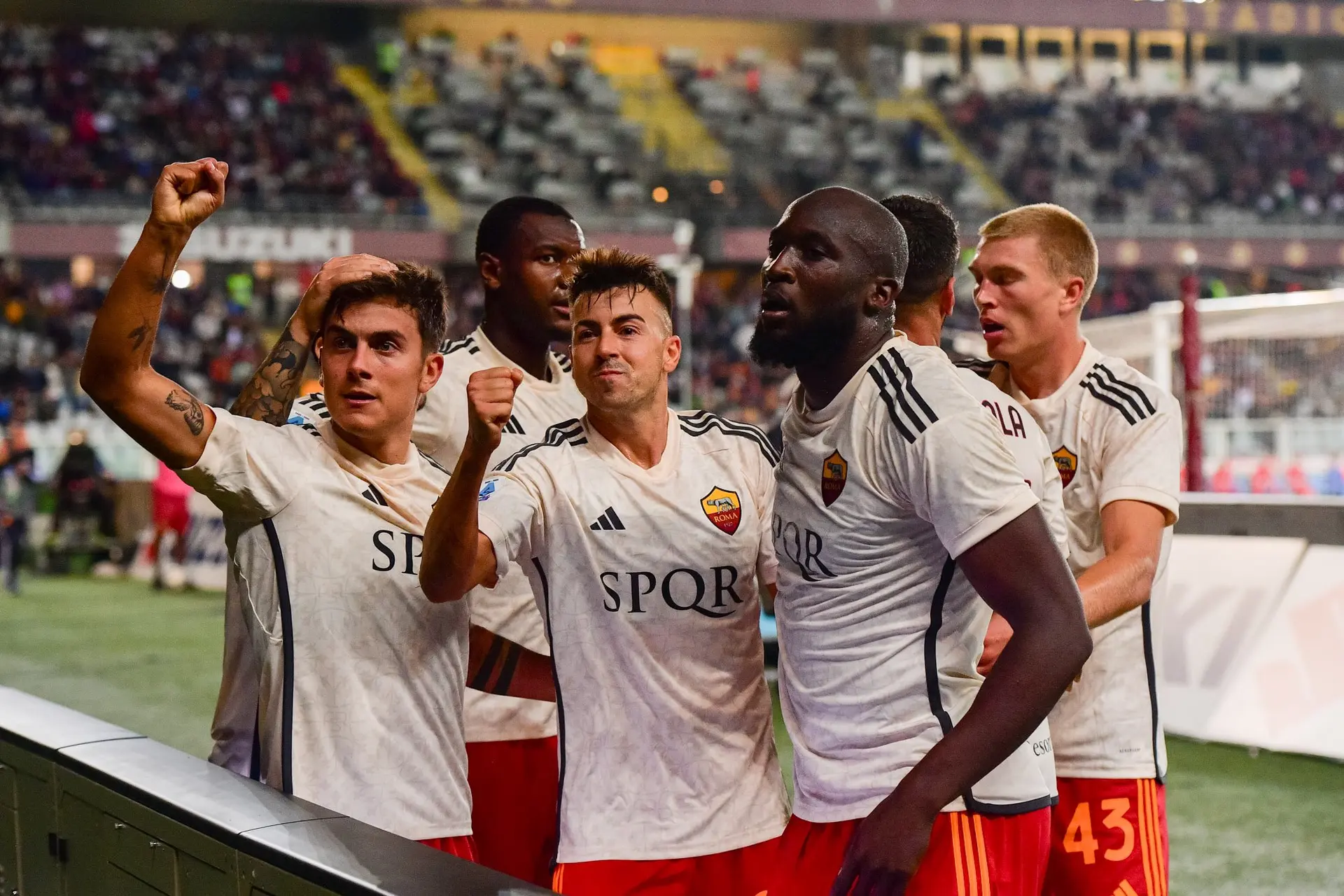 torino roma lukaku esultanza squadra