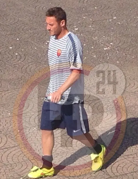 totti allenamento pre cska 16 9 14