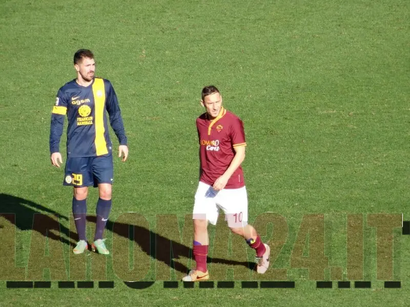 totti e cacciatore tutta figura lr24