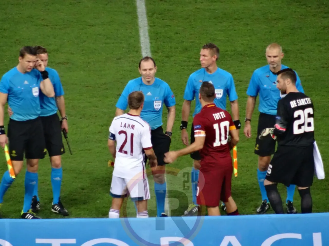 totti lahm centrocampo