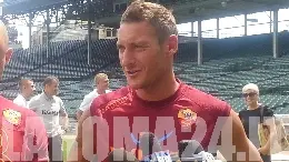 totti mezzo pp conf stampa usa 210712