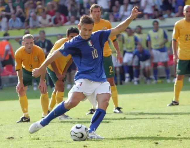 totti nazionale rigore australia