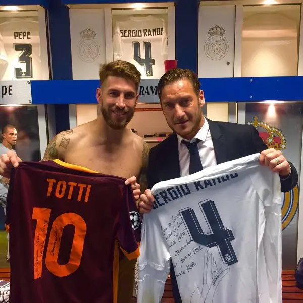 totti ramos scambio magliette