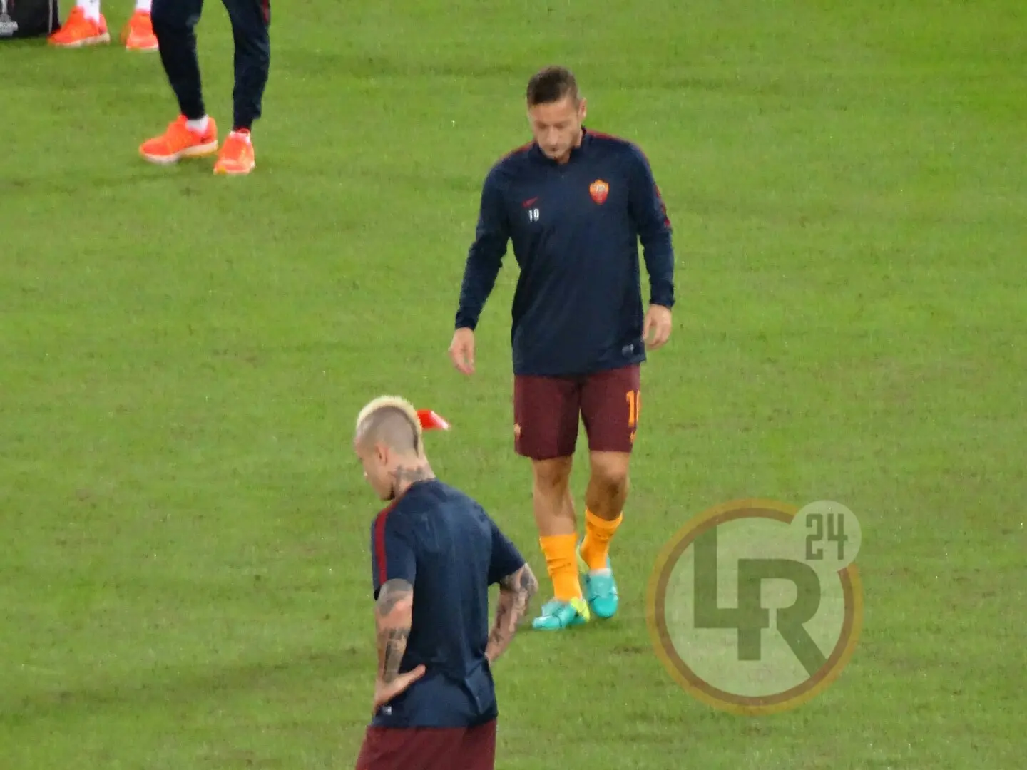 totti riscaldamento