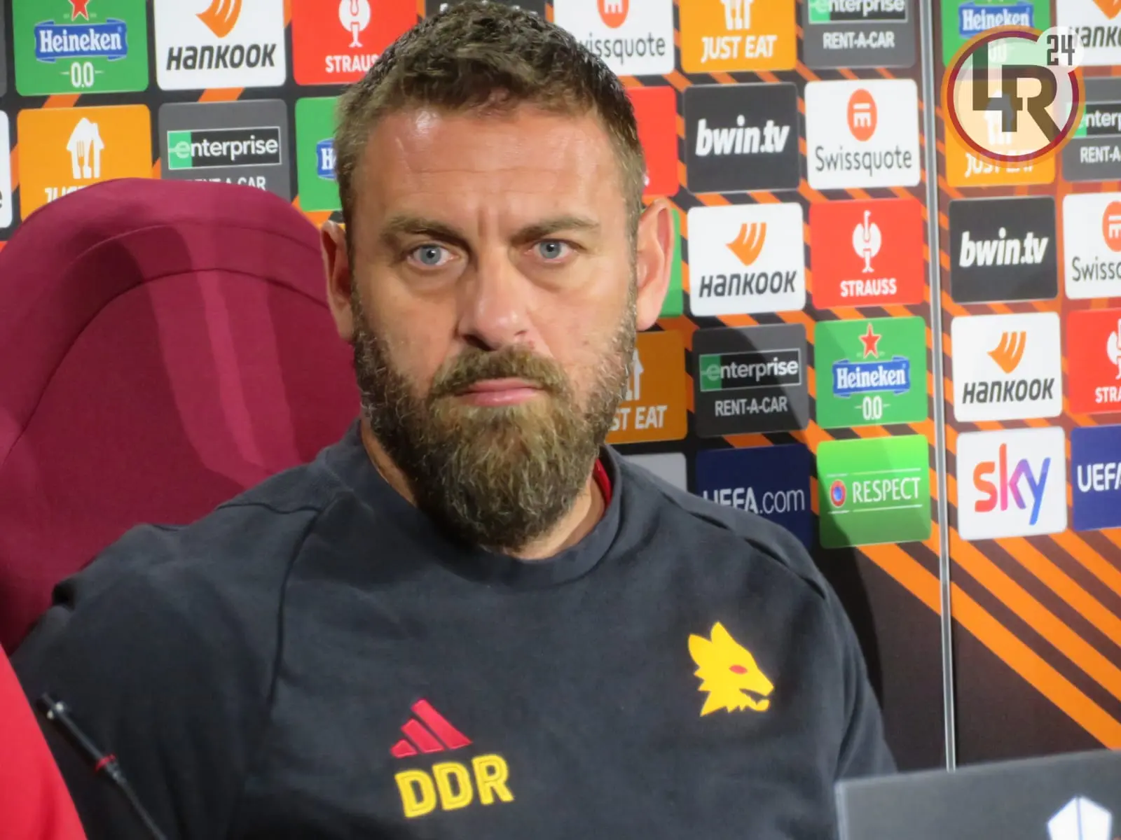 trigoria conferenza stampa pre roma milan de rossi