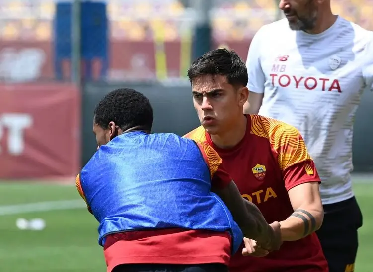 trigoria dybala wijnaldum 2