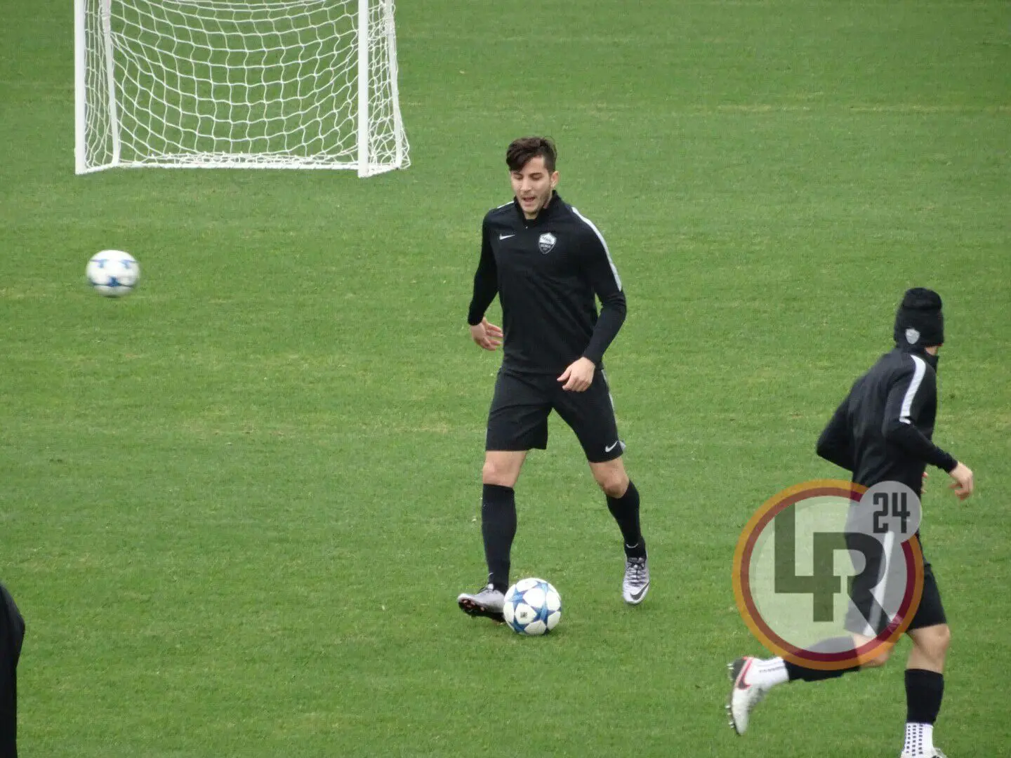 trigoria rifinitura pre bate 6