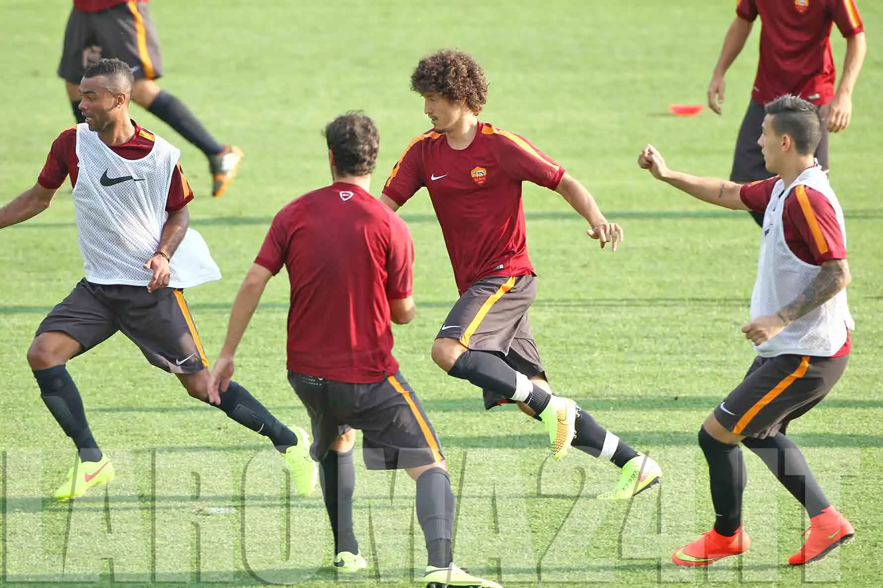 ucan cole azione partitella allenamento 170714 mancini1