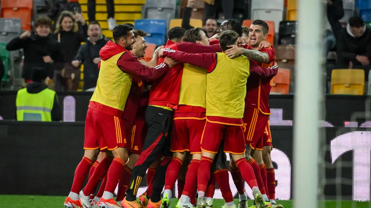 udinese roma esultanza squadra 2