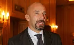vialli1