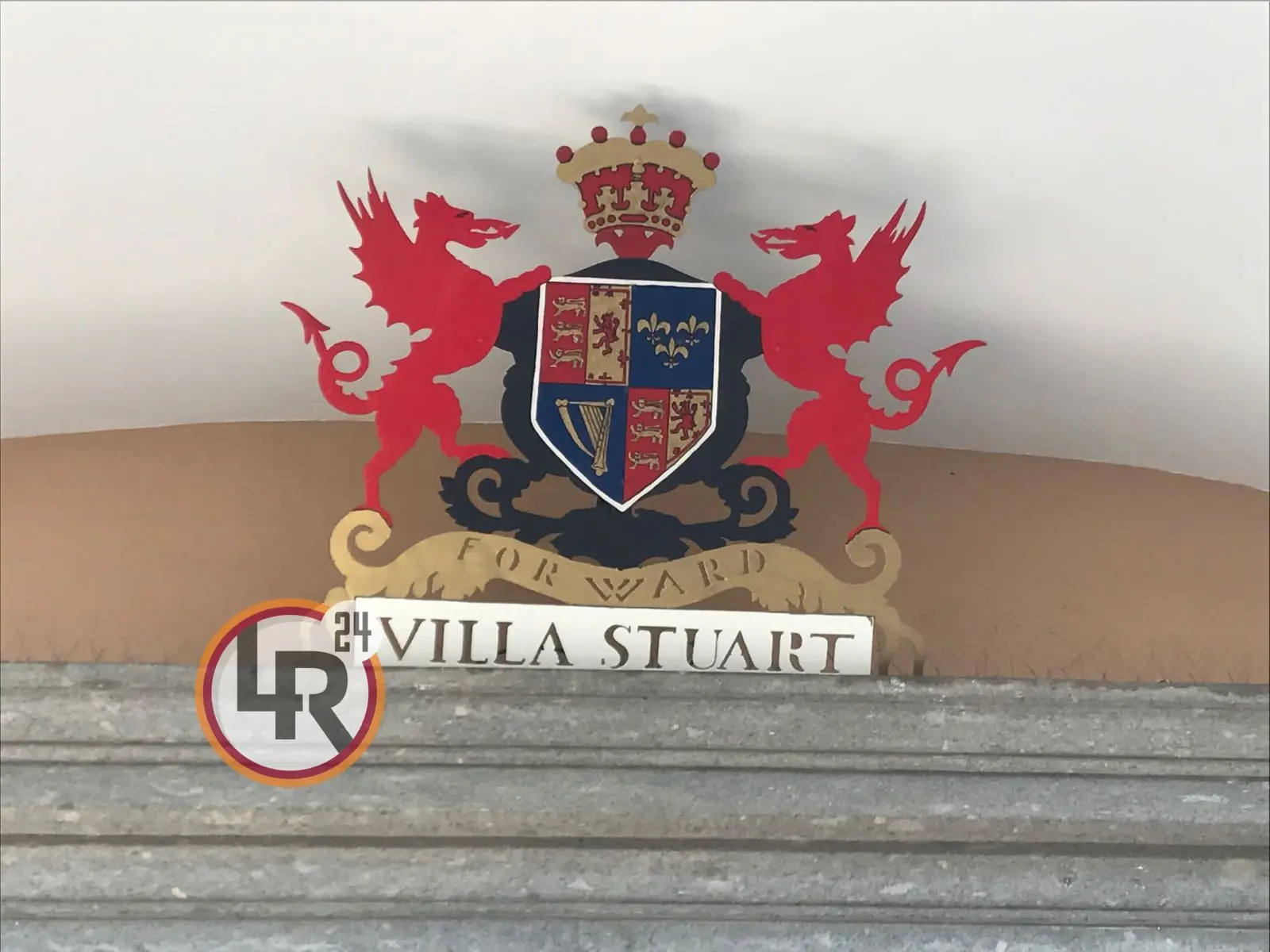 villa stuart logo