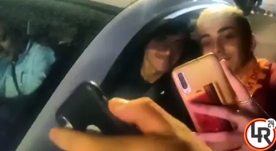villar selfie