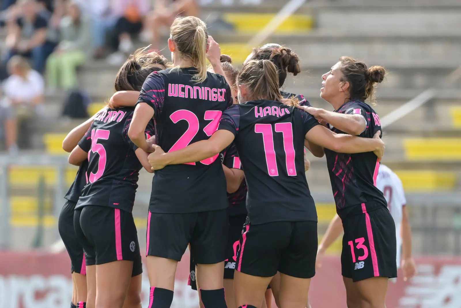 wenninger roma sparta praga champions femminile