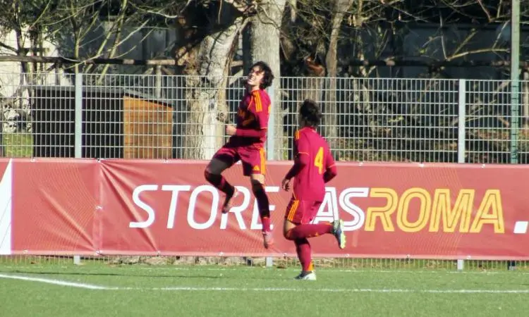 whatsapp image 2025 11 30 at 112441 copia 1764500157763jpg mattia pica la gioia dopo il gol da antologia foto la torre