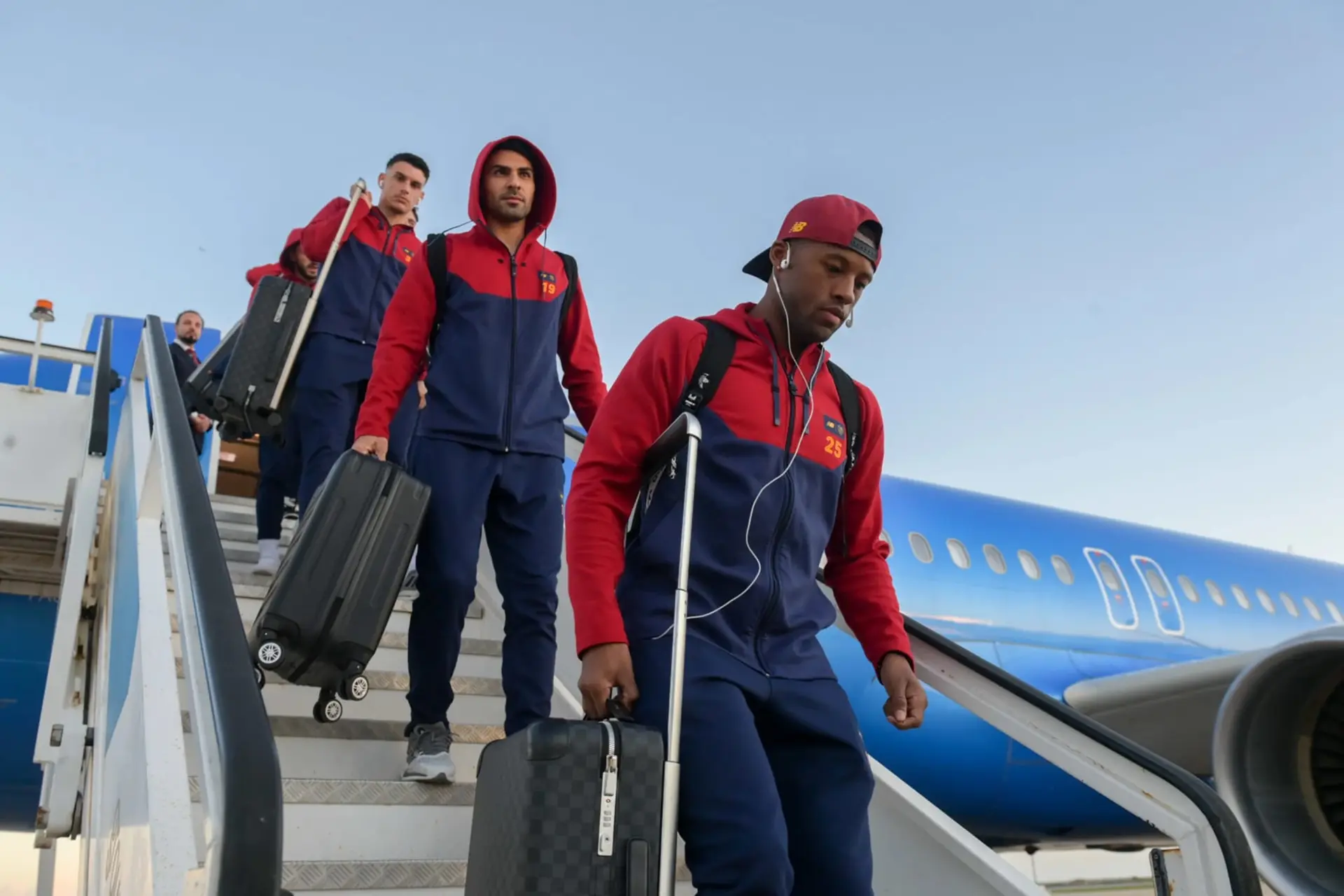wijnaldum aeroporto faro