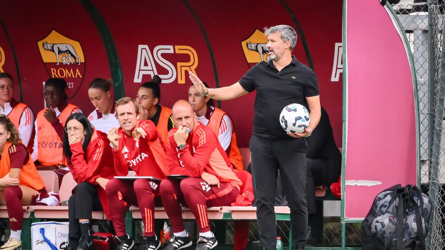 womens champions league roma servette spugna