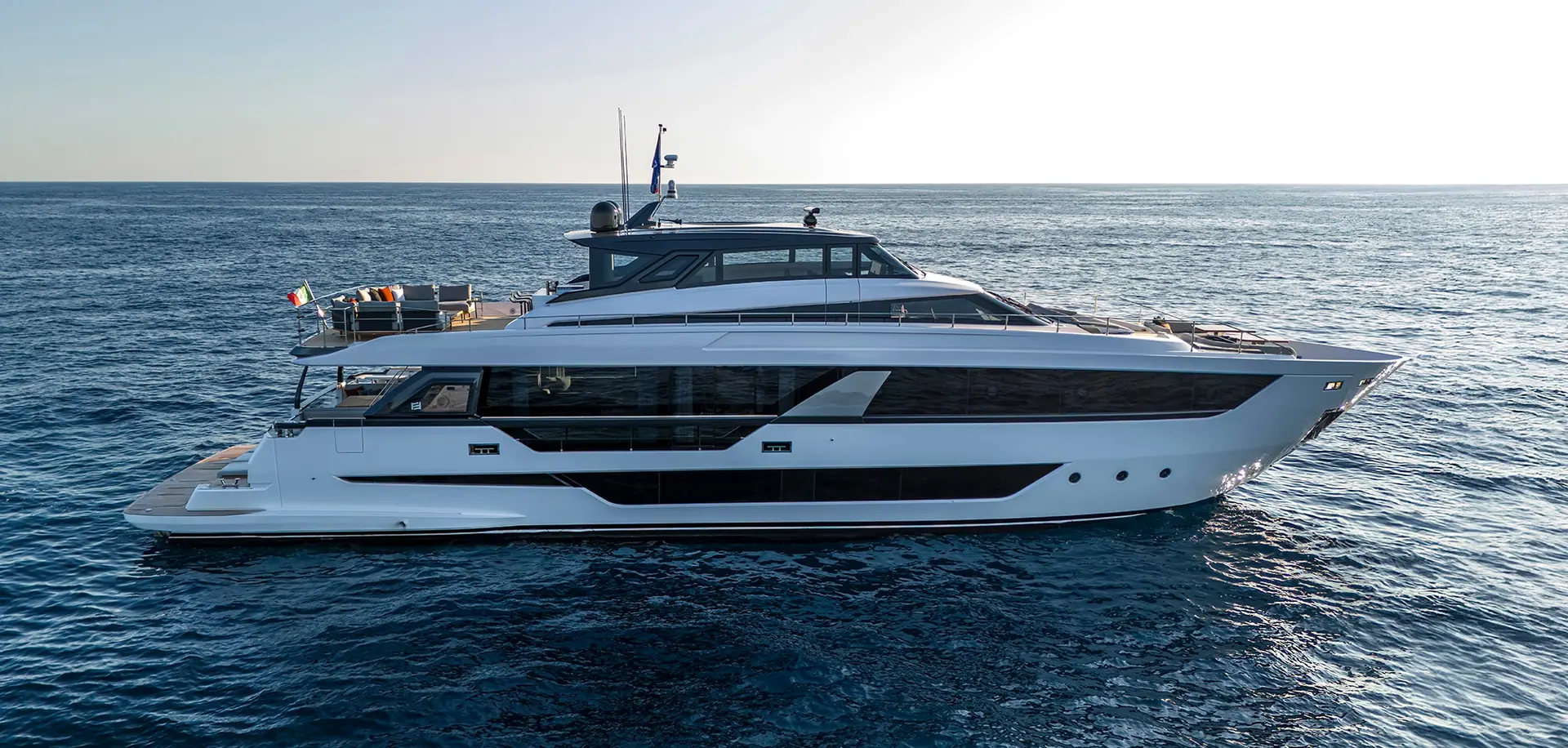 yacht 3