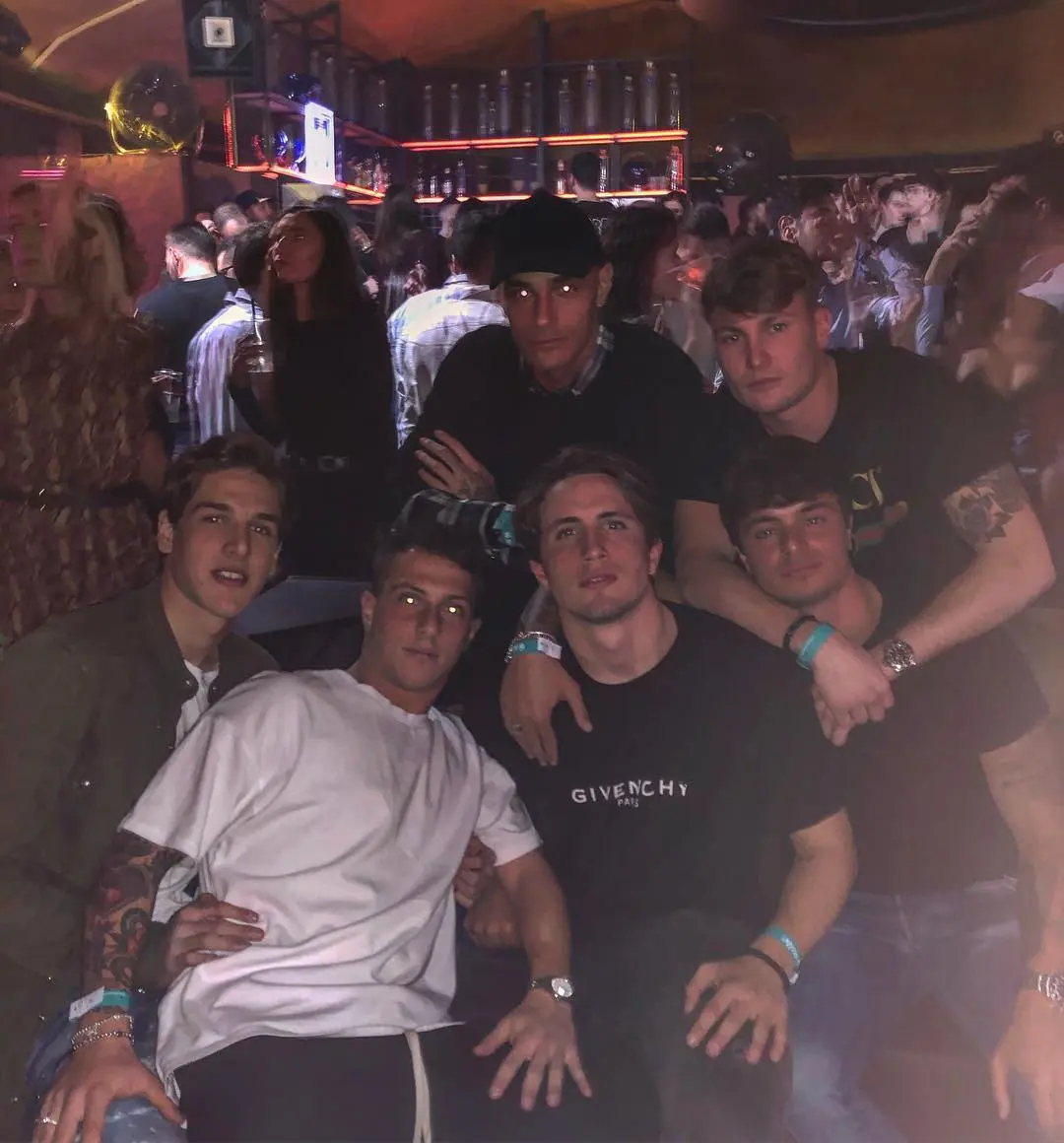 zaniolo in discoteca con luca pellegrini