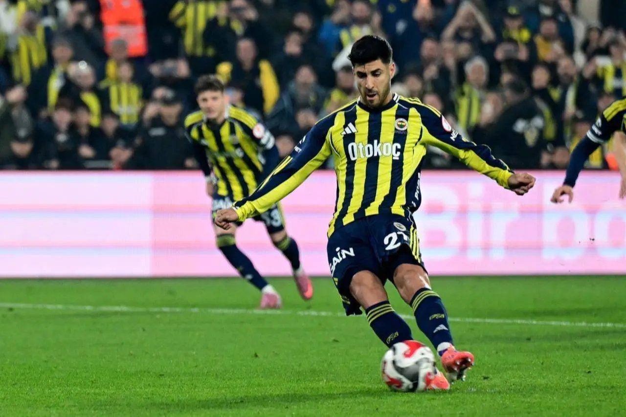 3-spanish-clubs-eye-fenerbahces-asensio-amid-rising-transfer-value-3216682_20260322095623
