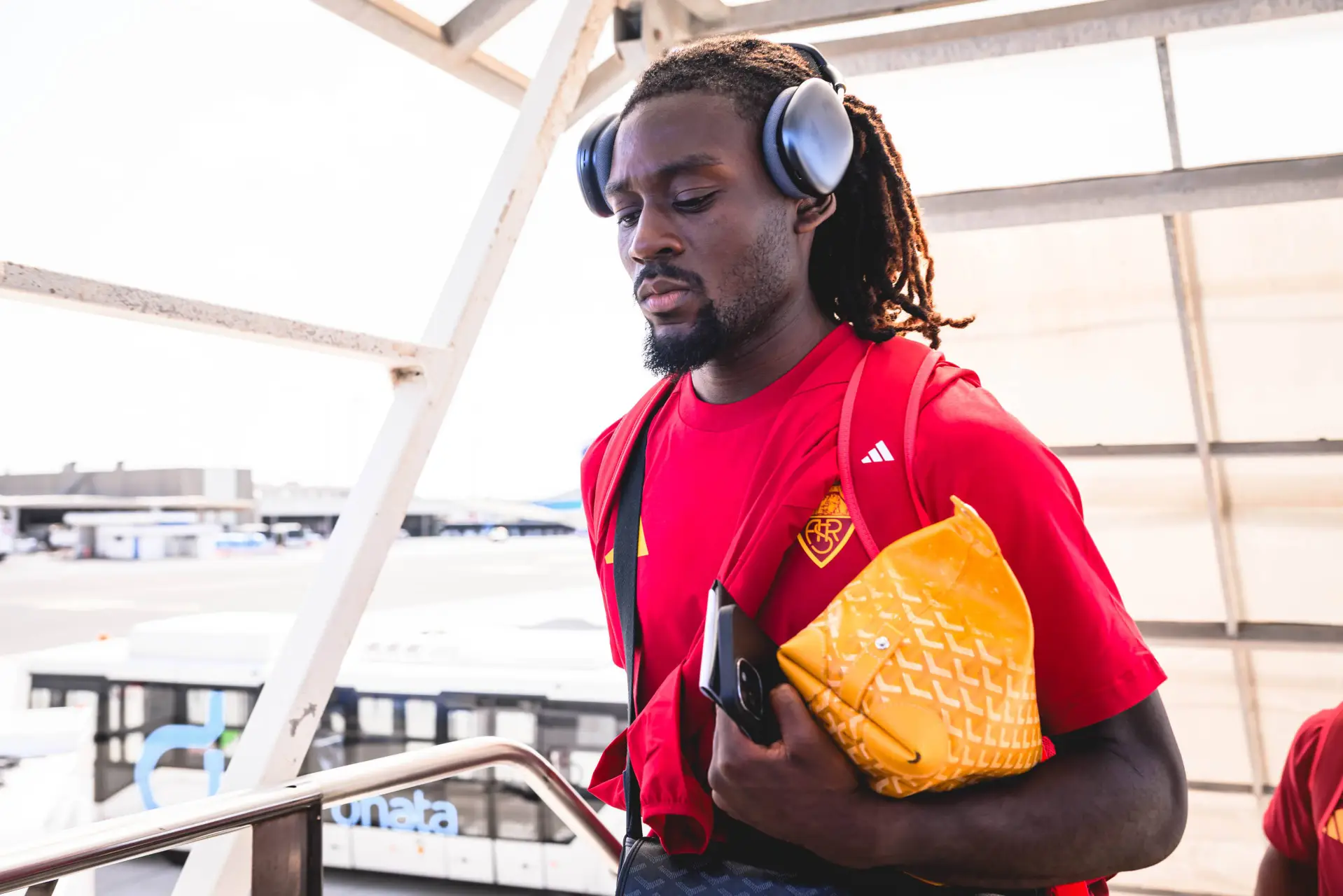 Koné