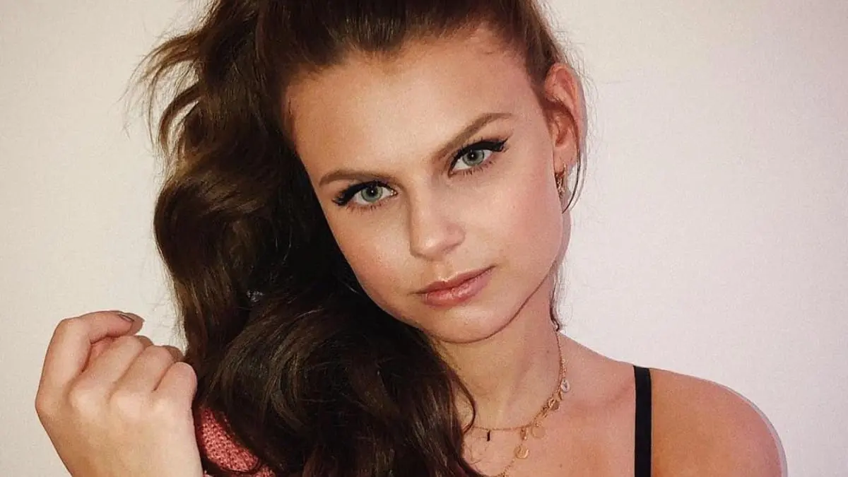 britt scholte heeft het koud zonder boek op instagram