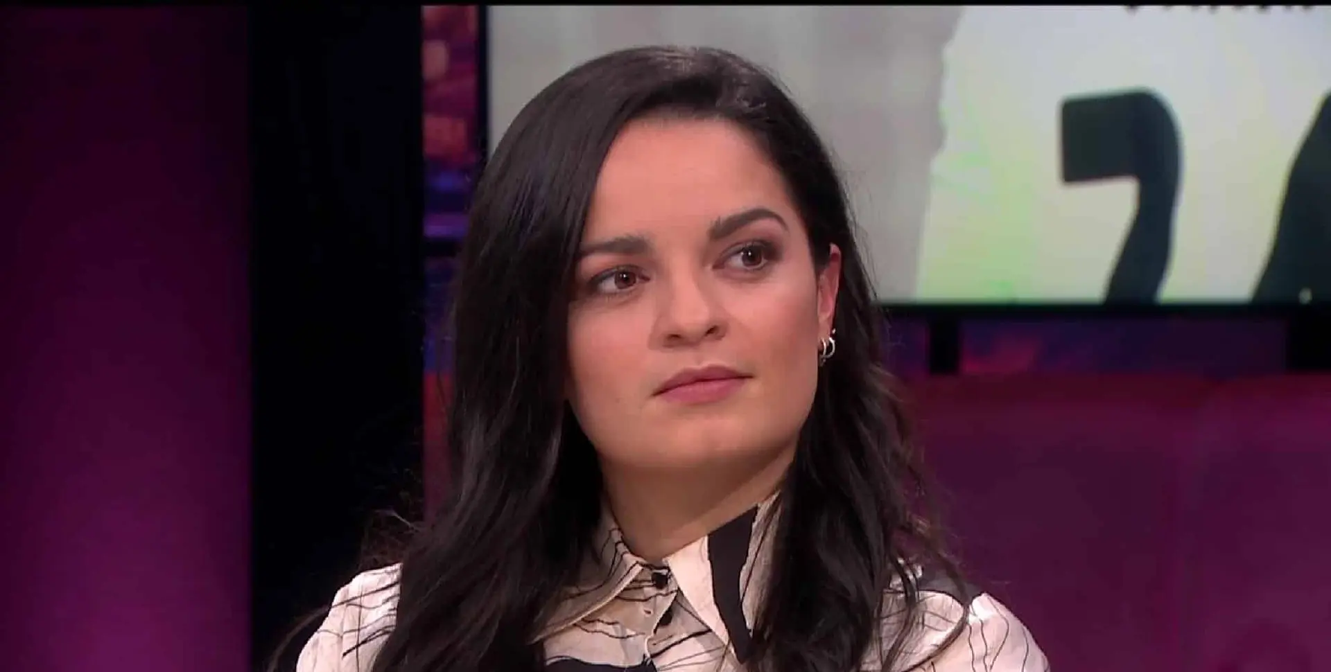 dit is waarom fresia cousino arias de gevaarlijkste kandidaat van nieuw seizoen wie is de mol is