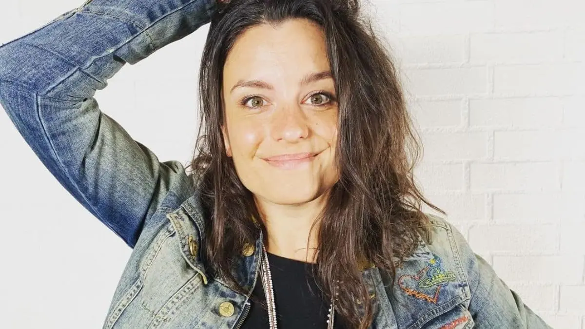 eva koreman 3fm eten hotdog