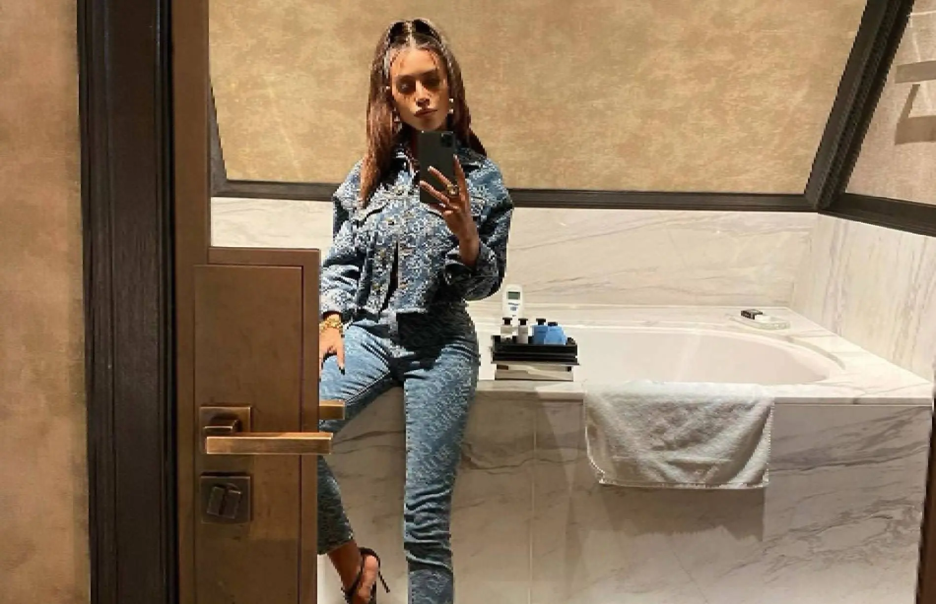 jaimie vaes 5