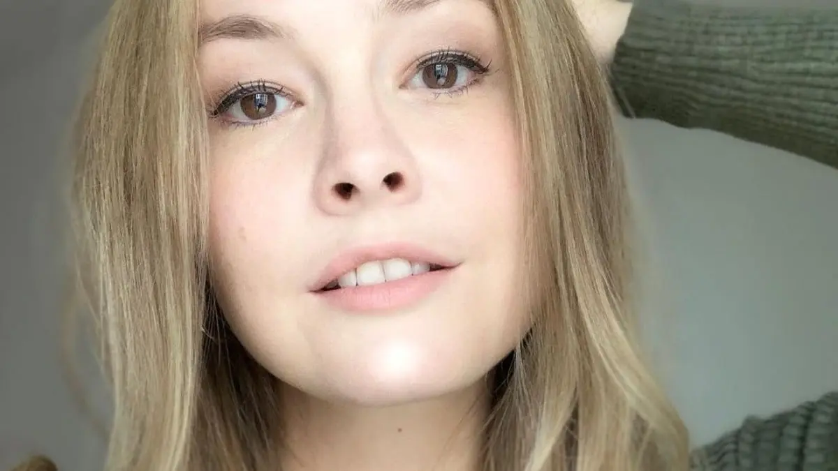 milou rietjens boer zoekt vrouw in handdoekje instagram too much outfits kleding