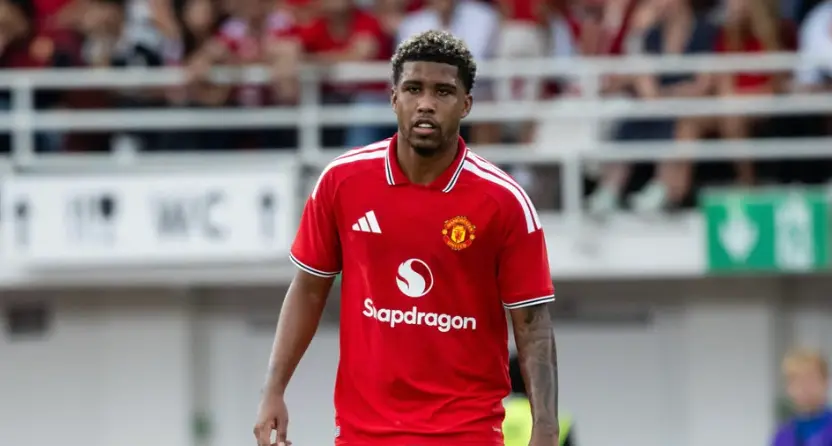 Man Utd midfielder Santos