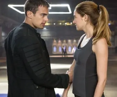 divergent takes box office despite bad reviews