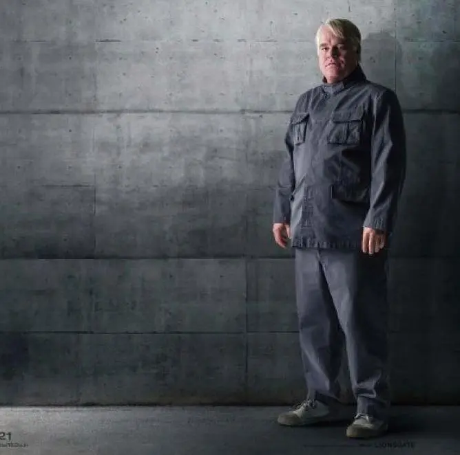 hr the hunger games mockingjay part 1 241
