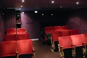 kleine bioscoopzaal