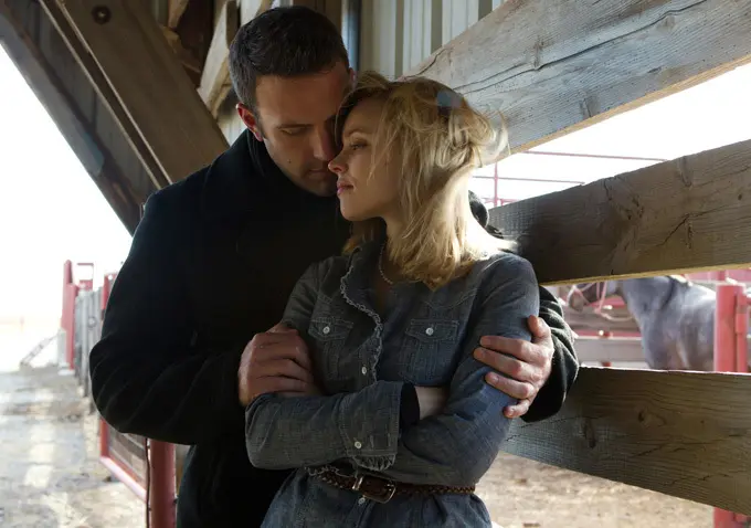 to the wonder ben affleck rachel mcadams2