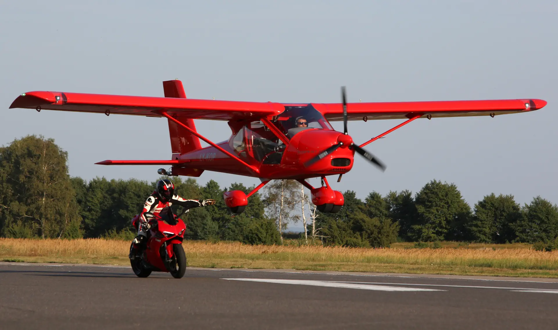 Aviacijos šventė Nidoje / M.Patašiaus nuotr.